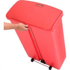 Rubbermaid® Slim Jim® 1883570 Plastic Step On Container, Front Step 24 Gallon - Red -Cheap Trash & Recycling Store 261857RD 04