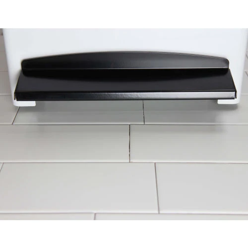 Frost Step-On PPE Waste Can, 25.1 Gallon White 5 Frost Step-On PPE Waste Can, 25.1 Gallon White - Image 5